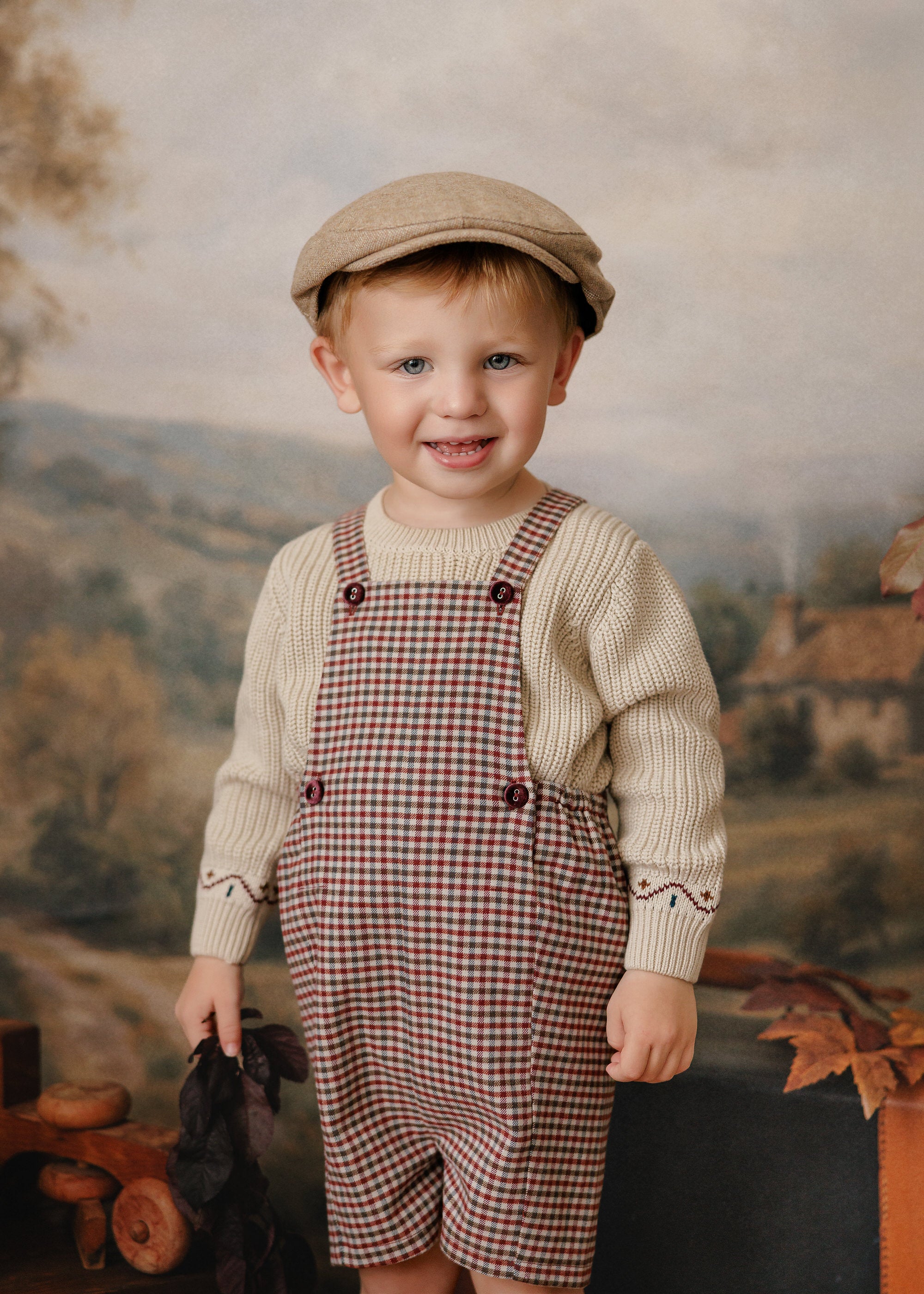 PLAID OVERALL WITH VELVET BUTTONS