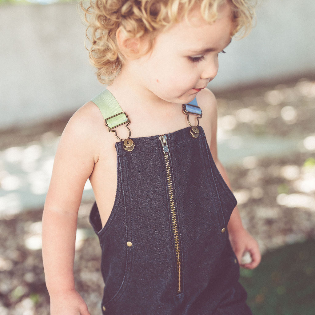 TIE DYE STRAP DENIM BB ROMPER