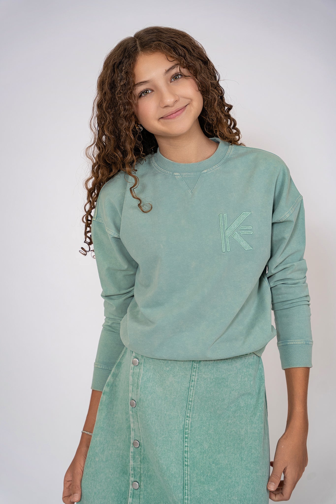 LOGO EMBROIDERED SWEATSHIRT