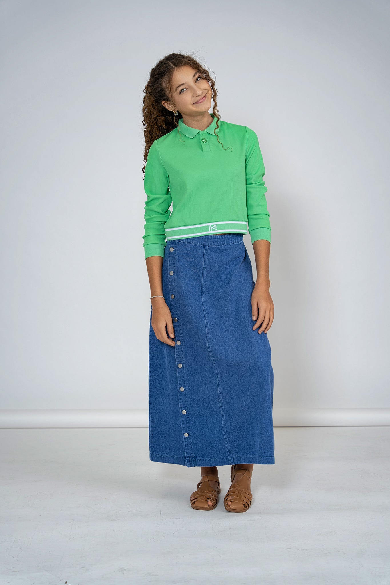 SIDE BUTTON DOWN SKIRT
