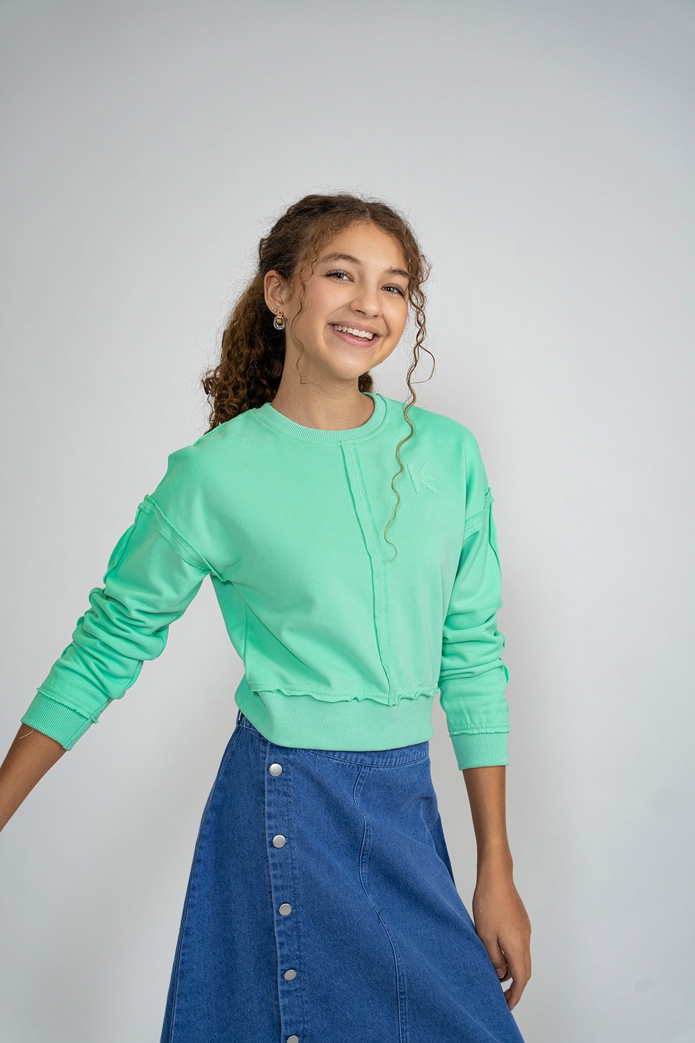 RAW EDGED SWEATSHIRT