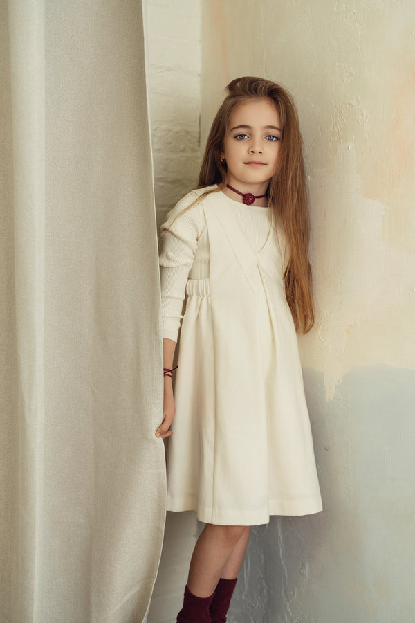 TWO05743copy_600x_crop_center.